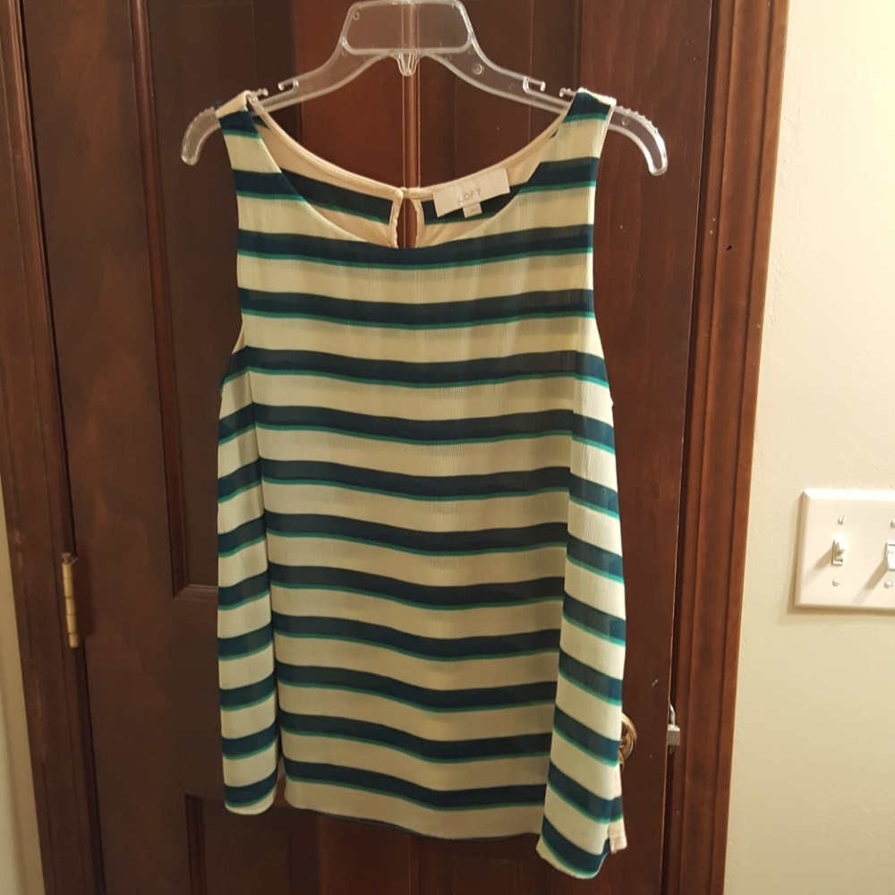 Sleeveless top
